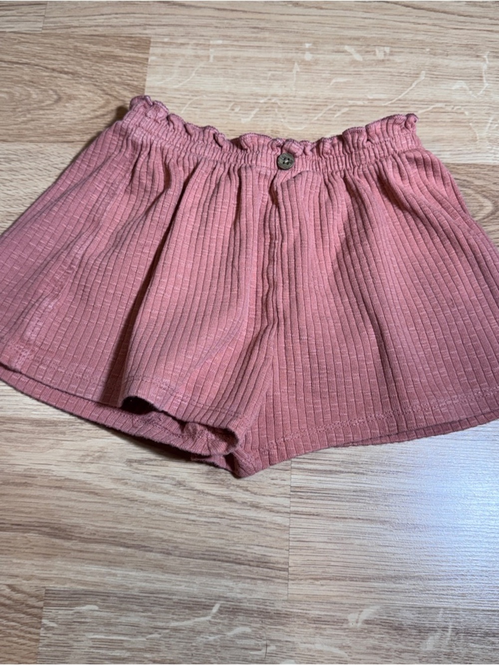 Girl’s 4T Pink/coral Ribbed Elastic Waist Shorts